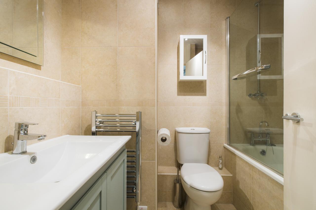 Sublime Flat With Thames View Apartment Лондон Екстериор снимка