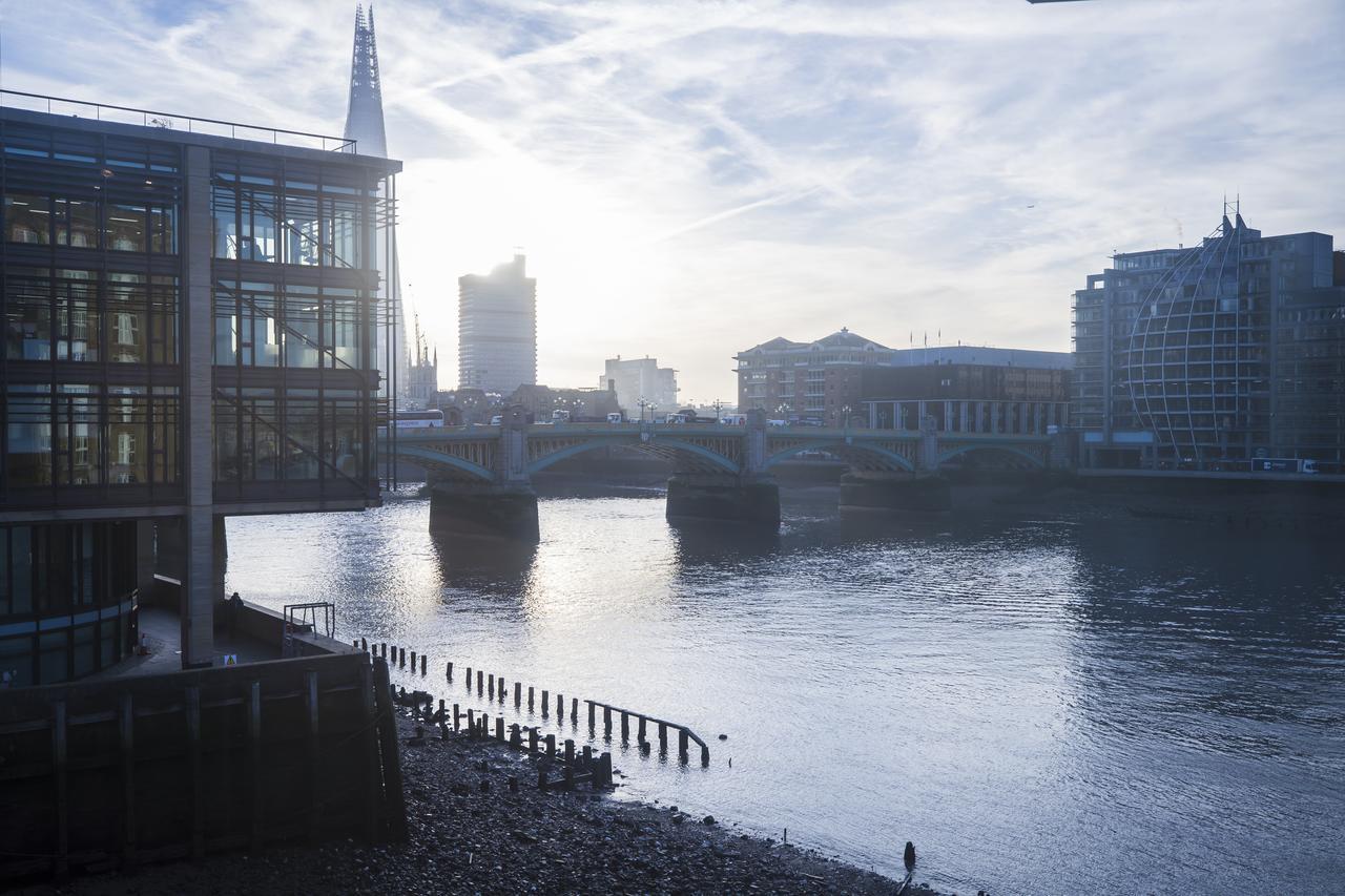 Sublime Flat With Thames View Apartment Лондон Екстериор снимка
